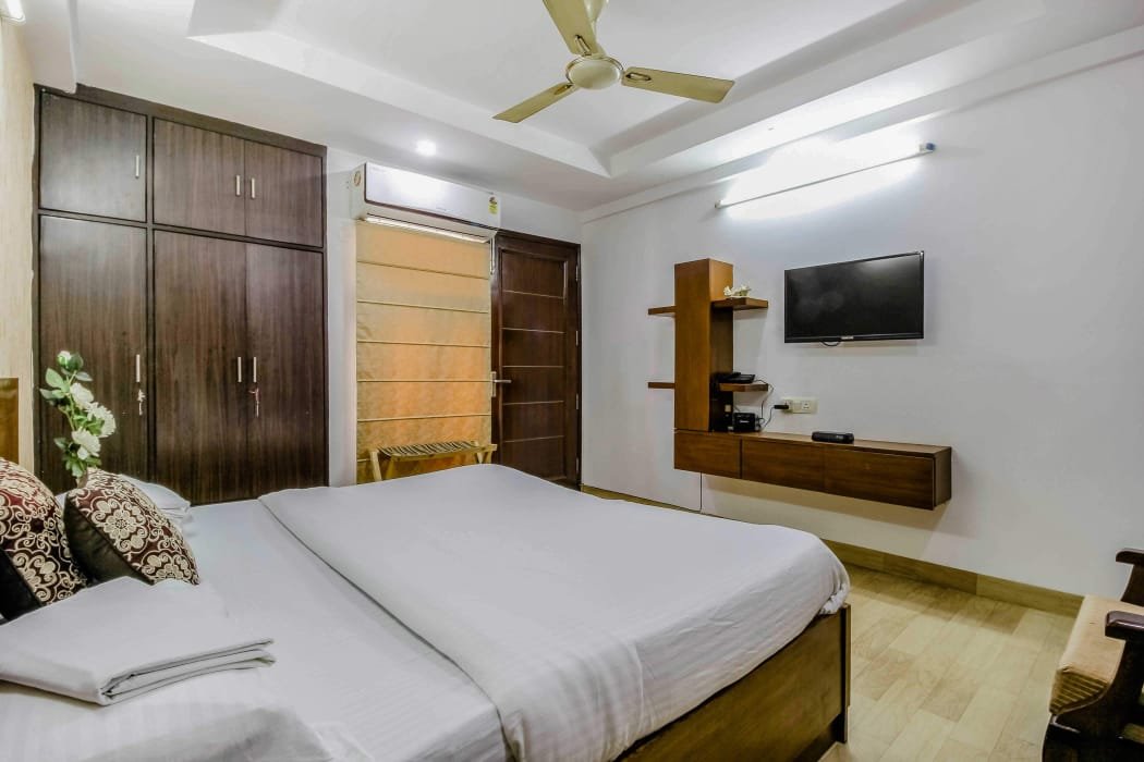 Apartment Room